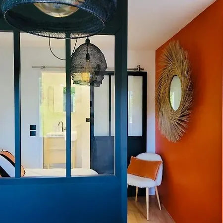 Appartement Superbe Au Calme, Jardin & Parking Prive